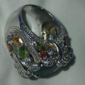 Ring (perferably trade)